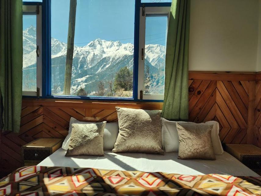 Safarnama Retreat Homestay - All Rooms With Mountain View Калпа Екстер'єр фото