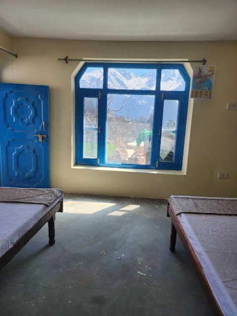 Safarnama Retreat Homestay - All Rooms With Mountain View Калпа Екстер'єр фото